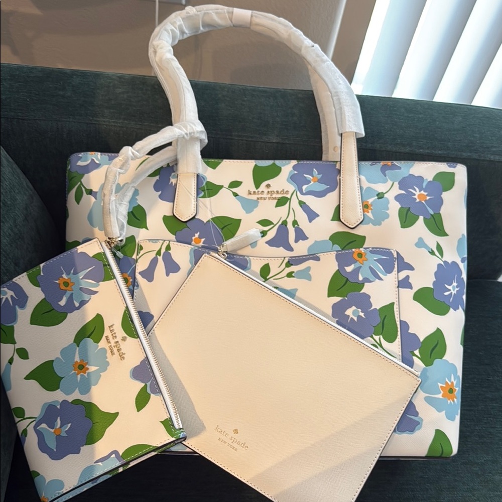 Kate Spade White and Blue Floral Tote Bag Set